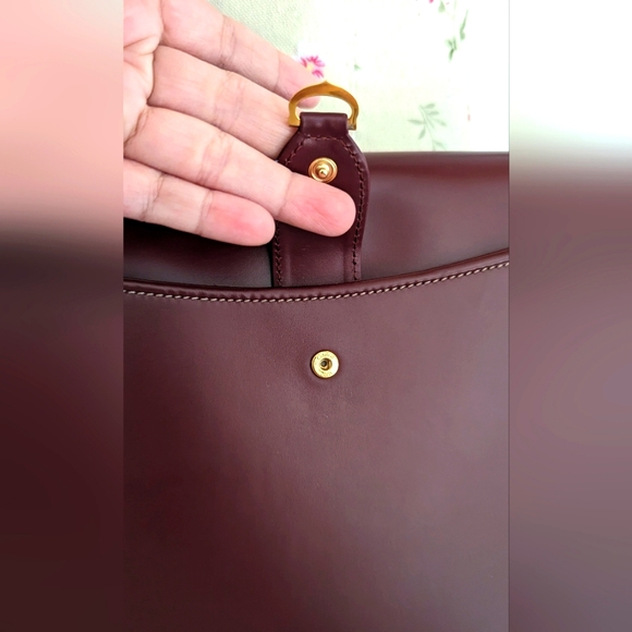 Cartier, Must de Cartier Burgundy Shoulder/ Sling saddle Bag - Picture 14 of 16